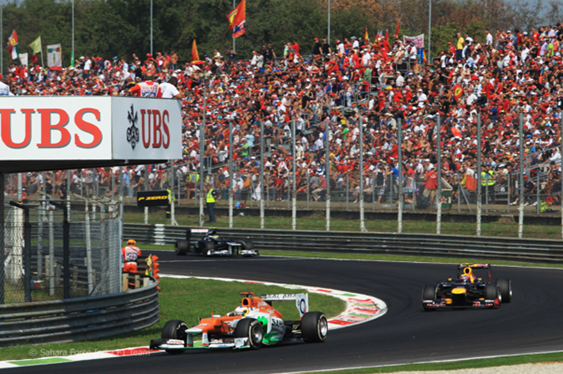 Formel 1 - Italien - Monza Inkl. Fly - Curva Parabolica 23/a Formel 1 - Italien - Monza Inkl. Fly - Curva Parabolica 23/a
